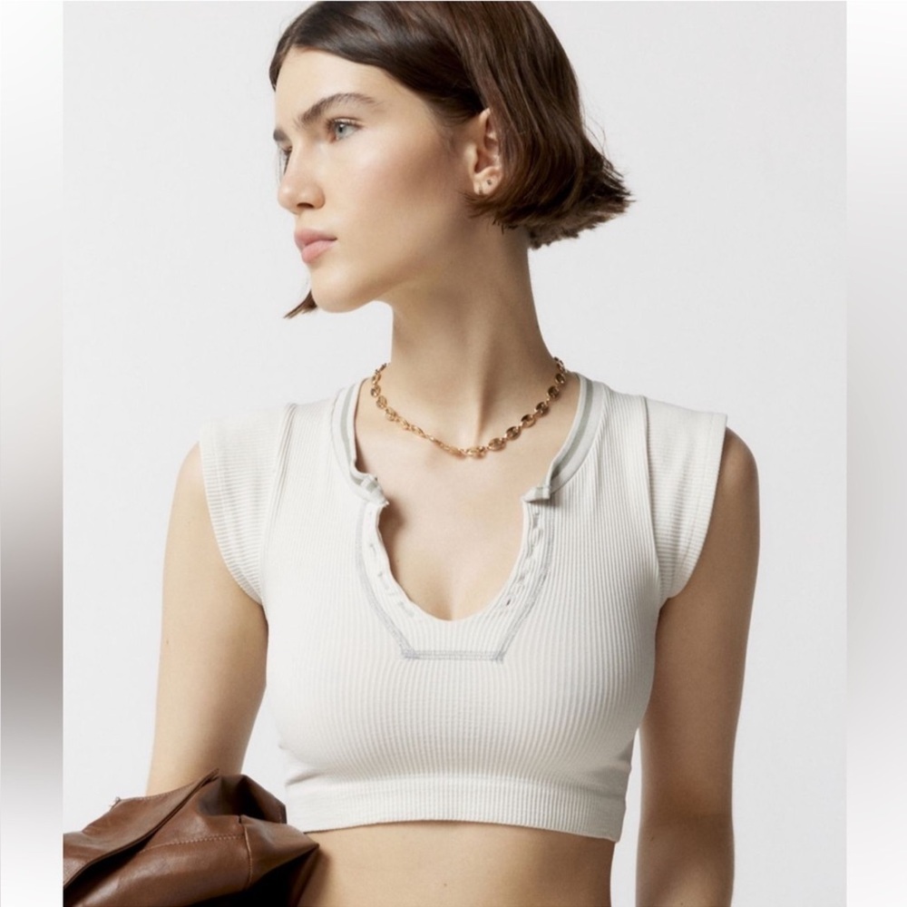 UO Out From Under Crop Top NWT